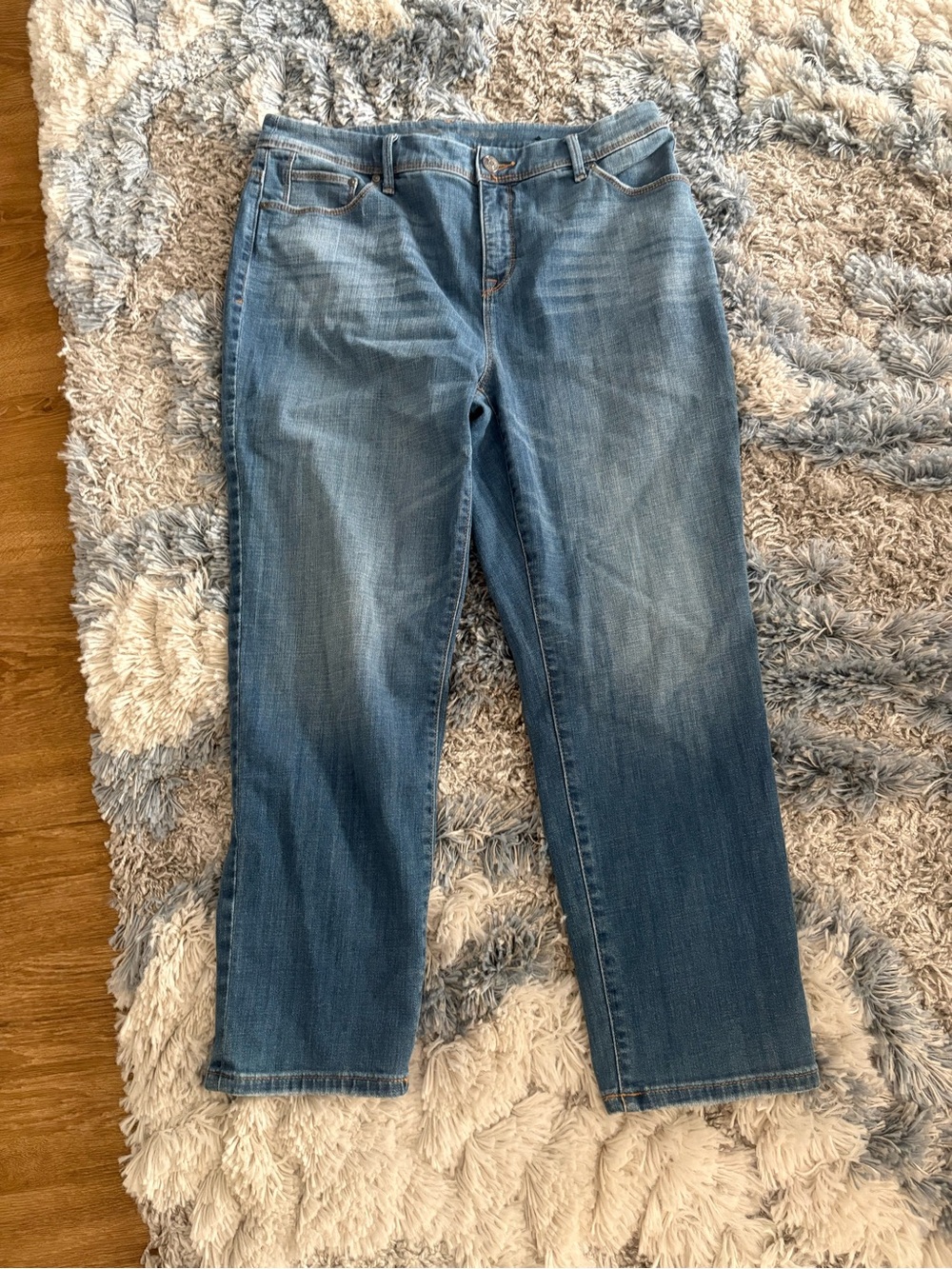 Chico's so slimming girlfriend crop jeans